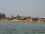 Nbe ve vesnici Ban Nakasong, pevoz k ostrovu Don Det, Mekong